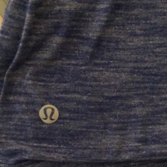 Lulu lemon work out top - Picture 4 of 4